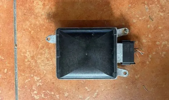 Distronic sensor radar