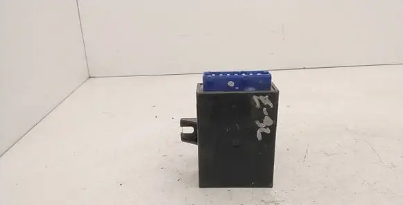 BMW 3 E36 Window wiper relay 61358357068 05012100 110187