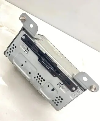Ford S-MAX Radio/CD/DVD/GPS head unit EM2T19C107AF 10R048384 SDG3K6R4
