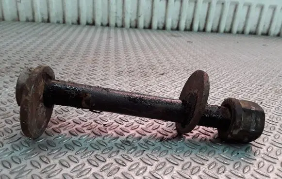 SsangYong Kyron Front suspension camber bolt 