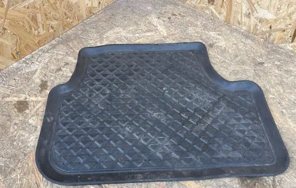 Volkswagen e-Golf Rear floor mat 5GE061500B