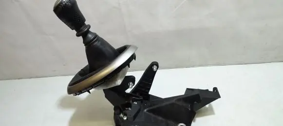 Nissan Qashqai+2 Gear shifter/selector 112102067