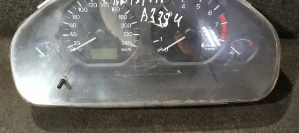 Mitsubishi Carisma Speedometer (instrument cluster)