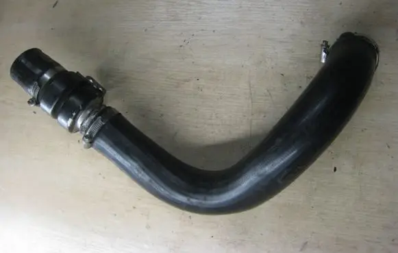 Nissan Navara D40 Intercooler hose/pipe