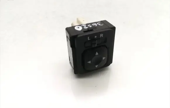 Mitsubishi Outlander Wing mirror switch 183570