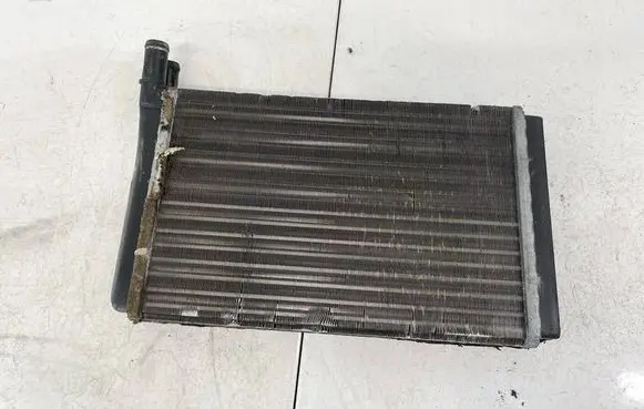 Audi 80 90 B2 Heater blower radiator 321819031