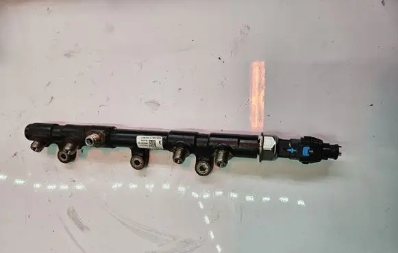 Renault Master III Fuel main line pipe H8201257368