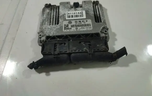 Volkswagen PASSAT B6 Engine control unit/module 03G906021DP