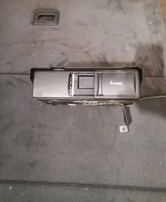 Volkswagen Touareg I CD/DVD changer 1J6035111