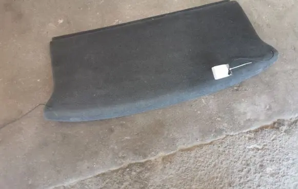 Volkswagen Polo IV 9N3 Parcel shelf