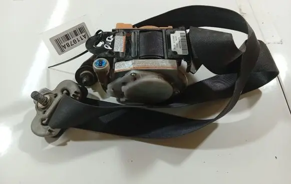 Honda Jazz Front seatbelt 0431092