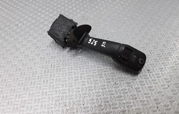 BMW 5 E39 Wiper control stalk 8352013