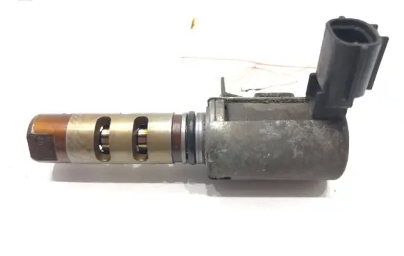 Mitsubishi Lancer VIII Camshaft position sensor 
