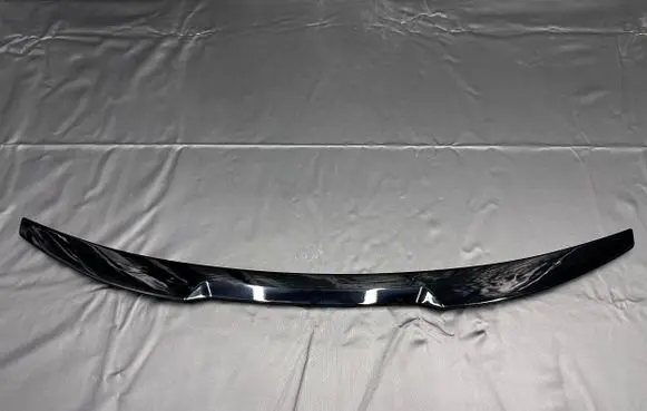 Tailgate/trunk spoiler