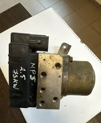 Mitsubishi Pajero Sport I ABS Pump 445104060 244105232