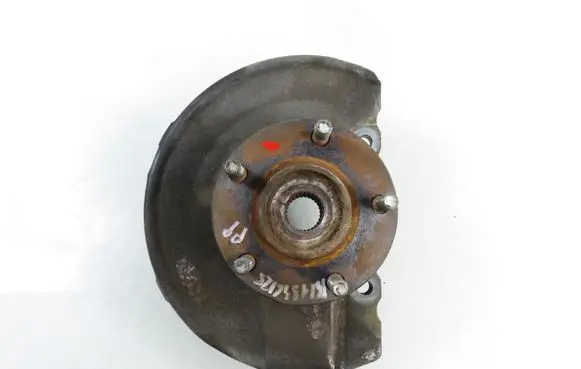 Citroen C-Crosser Front wheel hub spindle knuckle 