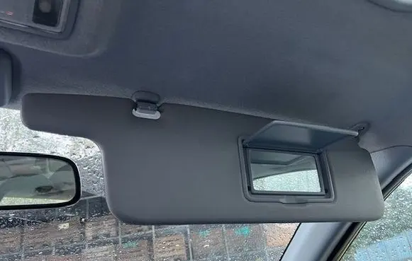 Honda HR-V Sun visor