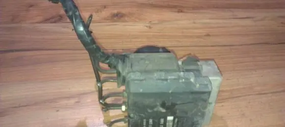 Ford Fiesta ABS Pump 96fb2c013ba 96fb2m110bb
