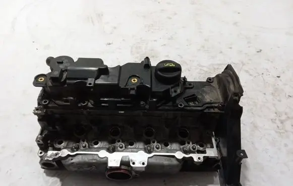 Peugeot Expert Engine head 9684487210