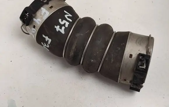 BMW 3 F30 F35 F31 Intercooler hose/pipe 11618513450
