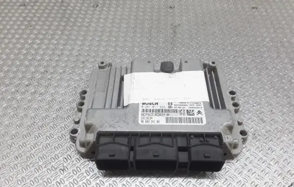 Citroen C4 I Engine control unit/module 9660324180 0281011634