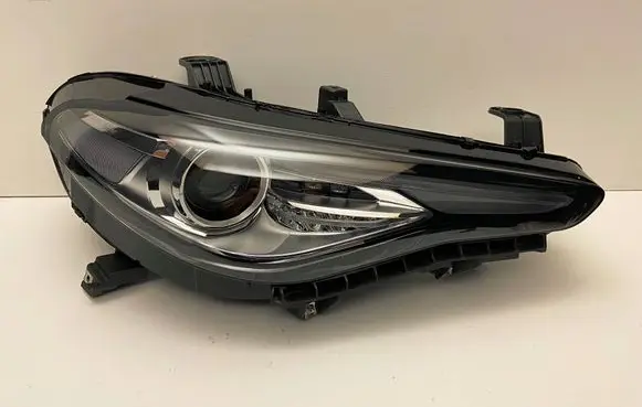 Alfa Romeo Giulia Headlight/headlamp 50564094 20E22T2 62806282