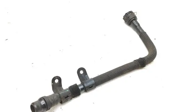 Alfa Romeo Stelvio Engine coolant pipe/hose