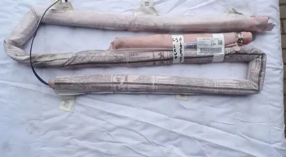 Citroen C5 Aircross Roof airbag 9822369780