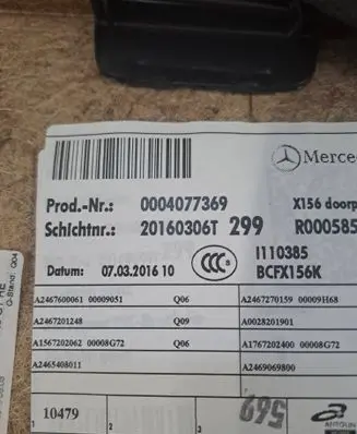 Mercedes-Benz GLA W156 Front door card panel trim A0028201901 20160306T A2467270159