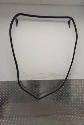 Toyota Verso Rear door rubber seal (on body)