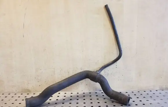 Audi A6 S6 C4 4A Engine coolant pipe/hose