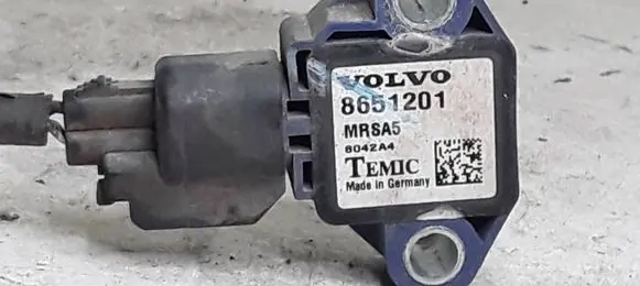 Volvo V50 Airbag deployment crash/impact sensor 8651201 8042A4 MRSA5