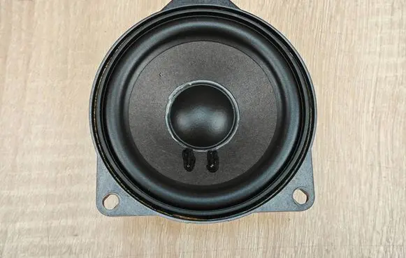 BMW 5 G30 G31 G38 Panel speaker 9354084