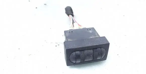 Volkswagen Polo III 6N 6N2 6NF Seat heating switch 535963563B