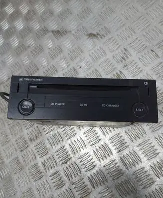 Volkswagen PASSAT B5.5 CD/DVD changer 