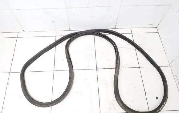 Mercedes-Benz R W251 Trunk rubber seal (body) A2517400778