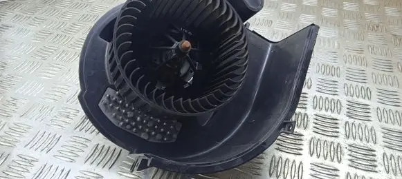 BMW X6 F16 Heater fan/blower 9276112