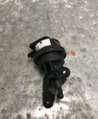Volkswagen Multivan T6 Intake manifold 04L129061-BILI 04L129061