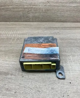 Nissan X-Trail T30 Airbag control unit/module 988208H405