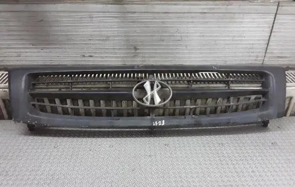 Hyundai Galloper Front bumper upper radiator grill