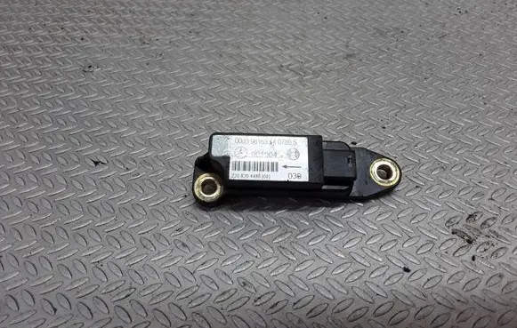 Mercedes-Benz S W220 Airbag deployment crash/impact sensor 2208204426