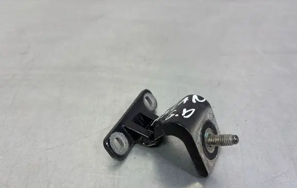 Porsche Macan (95B) Tailgate/trunk/boot hinge 8U0827300A