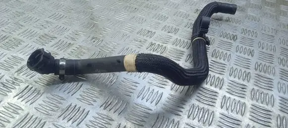 Maserati Ghibli Engine coolant pipe/hose 670177679