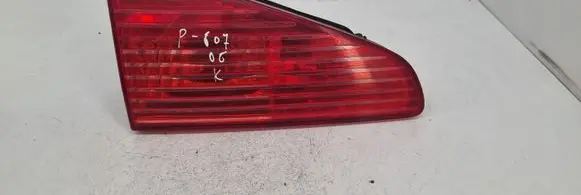 Peugeot 607 Tailgate rear/tail lights 96295403