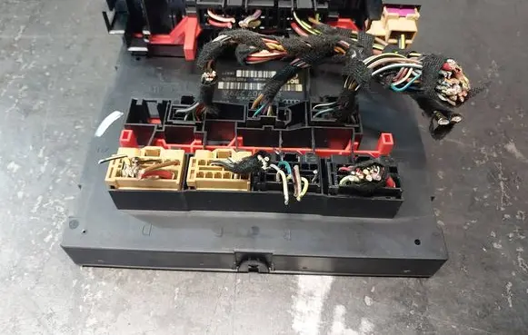 Audi A3 S3 8P Comfort/convenience module 8P0907279A