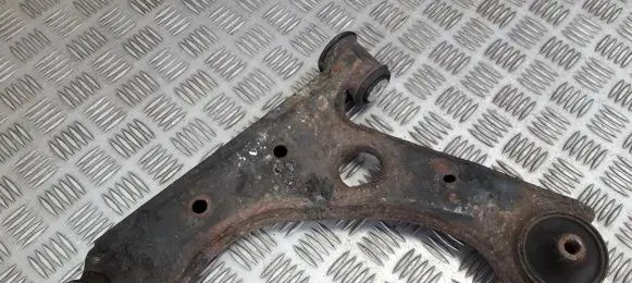 Opel Corsa D Front lower control arm/wishbone