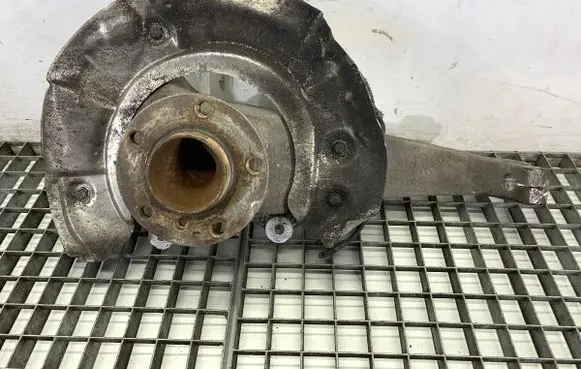 BMW 5 F10 F11 Front wheel hub spindle knuckle