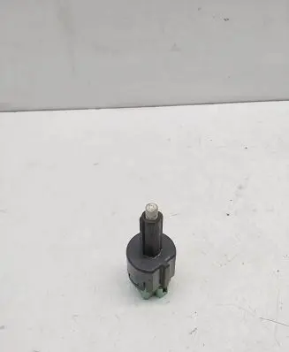 Mitsubishi Outlander Clutch pedal sensor 
