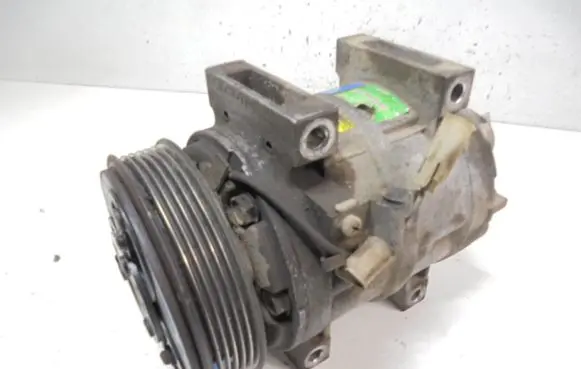 Volvo S40, V40 Air conditioning (A/C) compressor (pump) 8708581