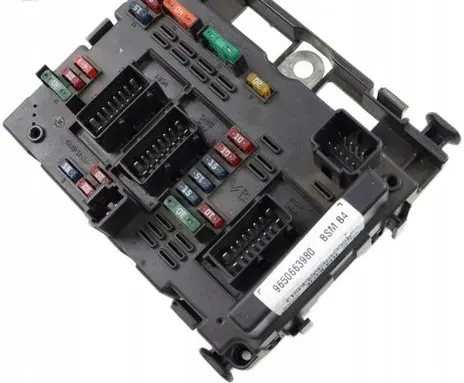 Peugeot 307 Fuse module 9650663980 BSMB4